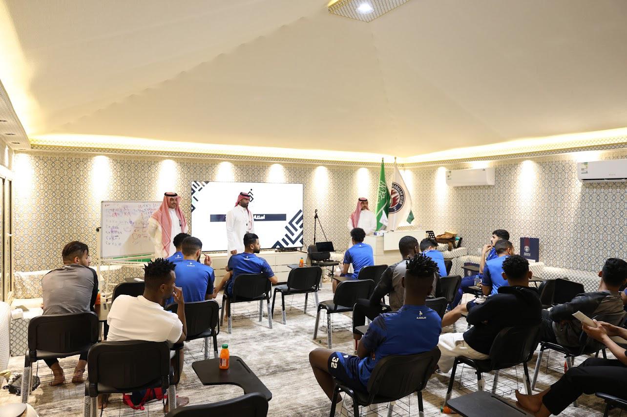 رابطة لاعبي كرة القدم السعوديين تزور نادي العدالة